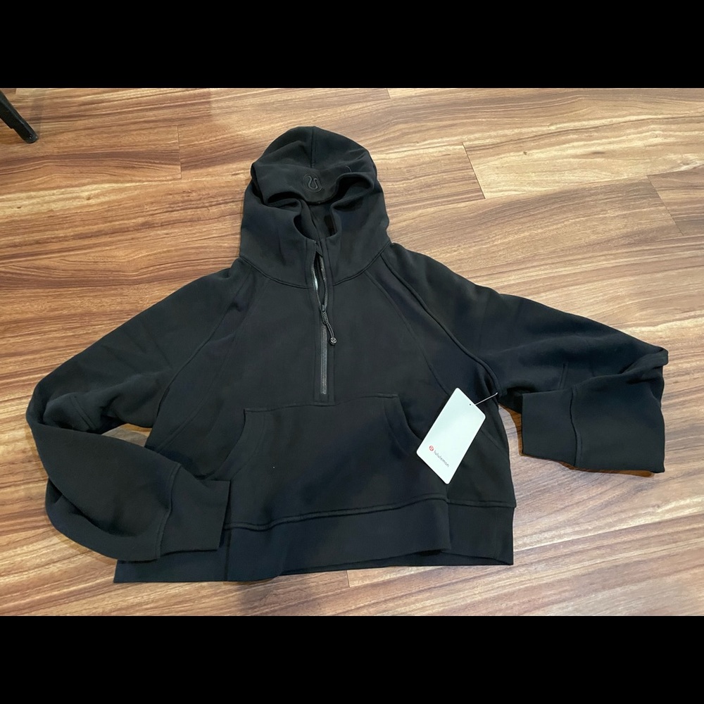 Lululemon oversized scuba 1/2 zip new with tag